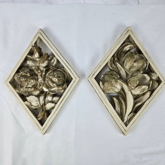 Vintage Universal Statuary Co 1958 Set of 2 Chalkware Floral Wall Hangings - Picture 1 of 16
